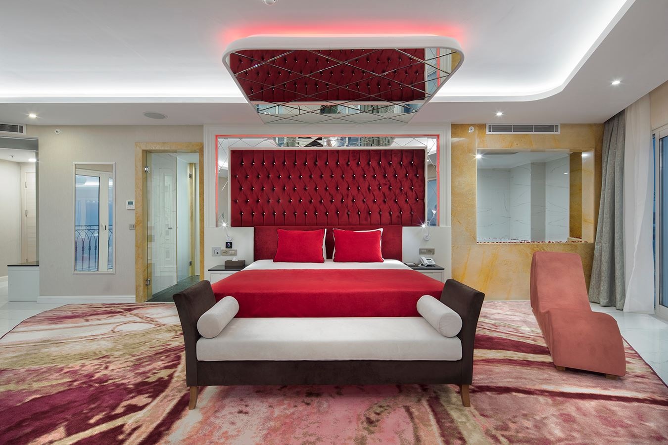rooms-suite-swarovski