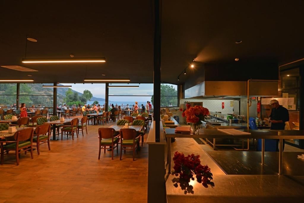 restaurants-main-restaurant