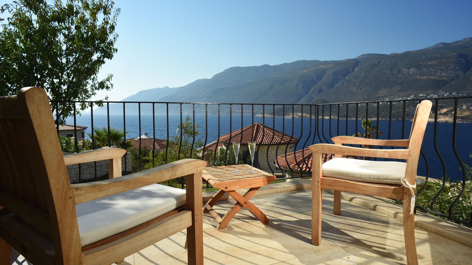 rooms-standard-room-sea-view