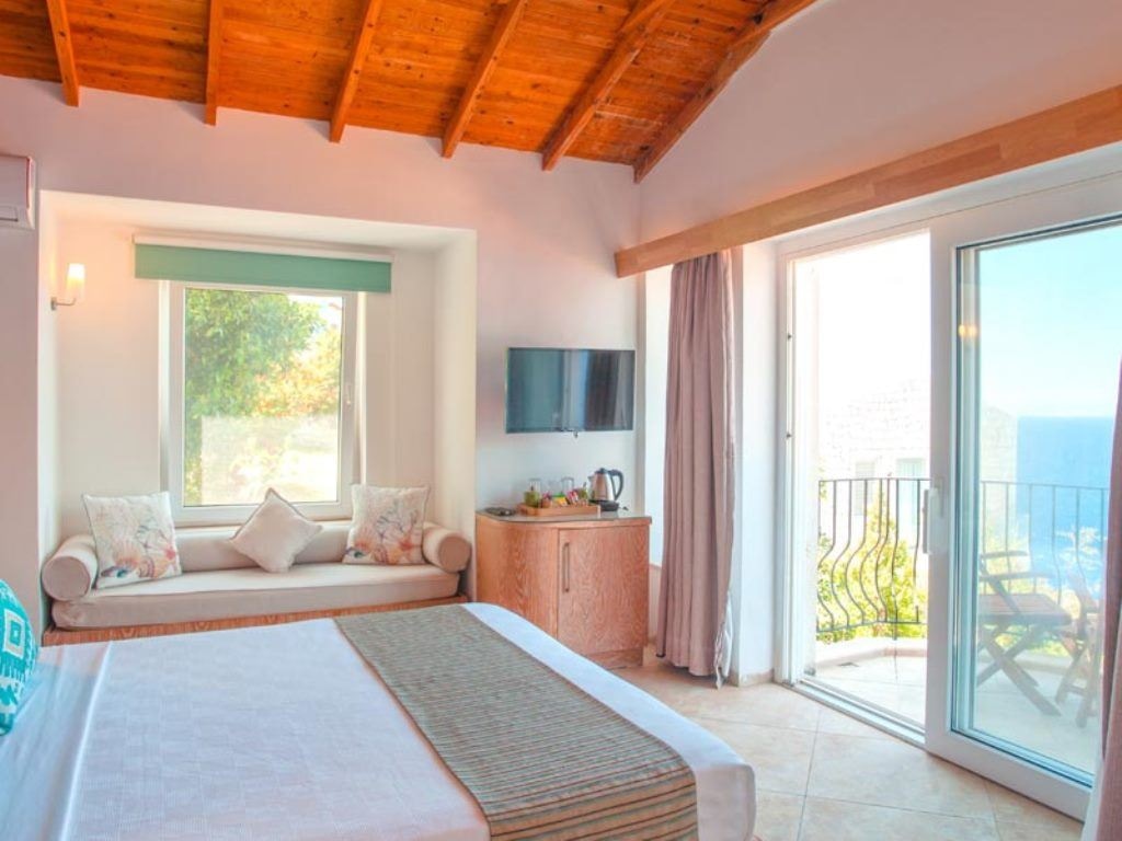 rooms-standard-room-sea-view