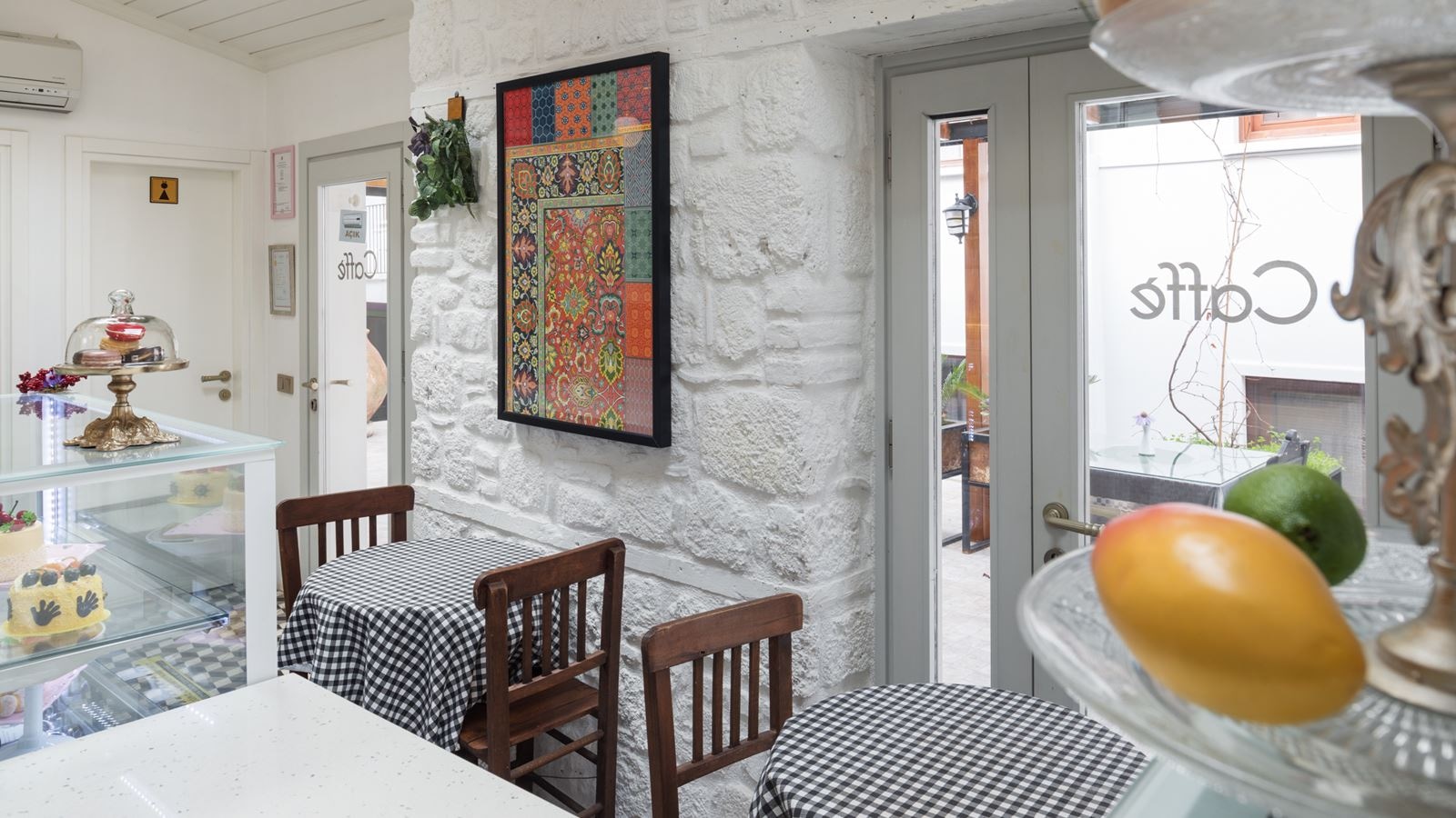 bars-celentano-caffee