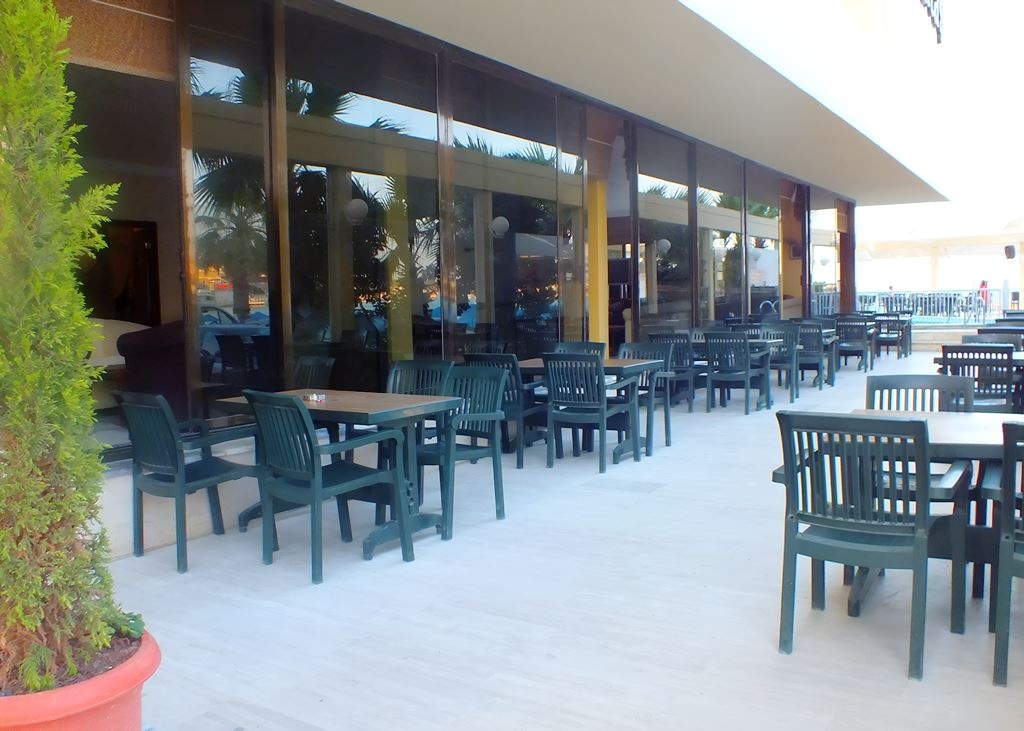 restaurants-restaurants