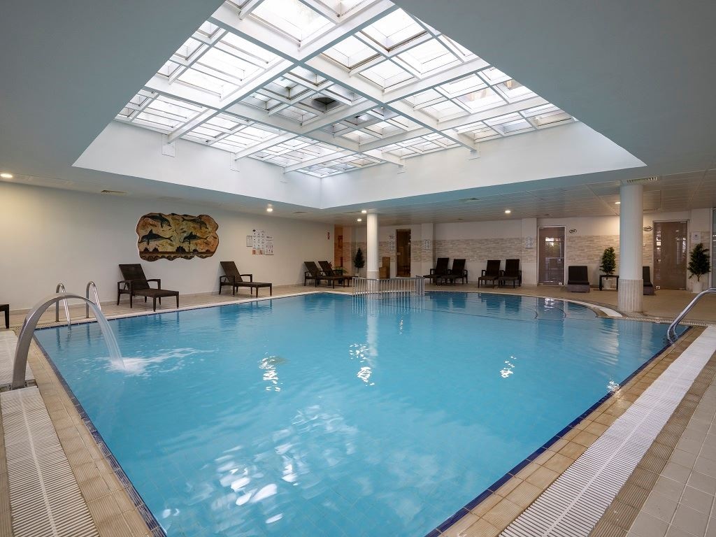 pools-indoor-pool