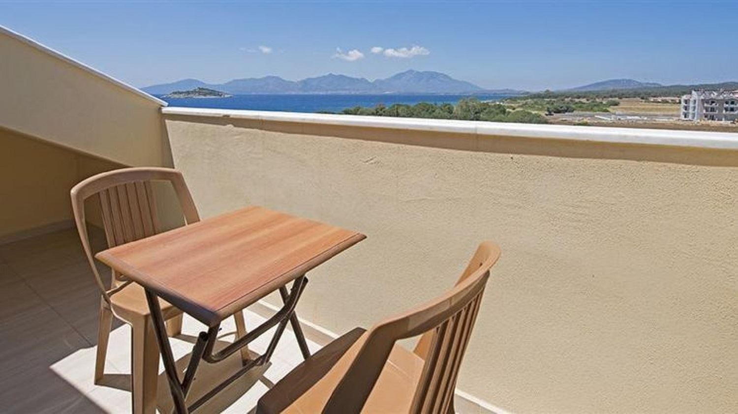 rooms-standard-room-side-sea-view-with-balcony