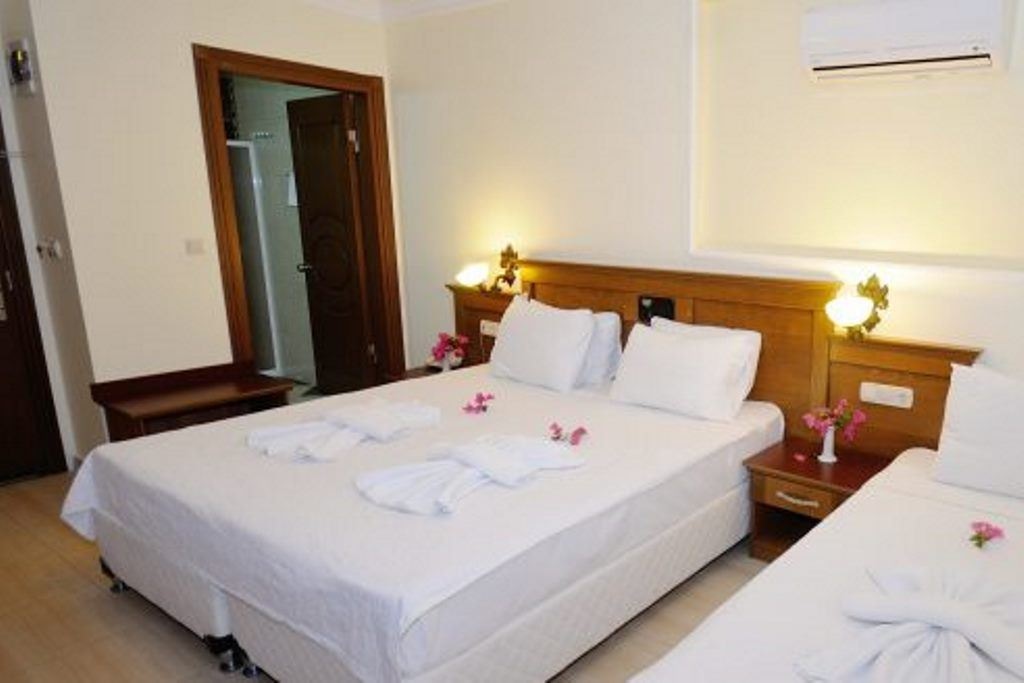 rooms-promo-room-with-balcony