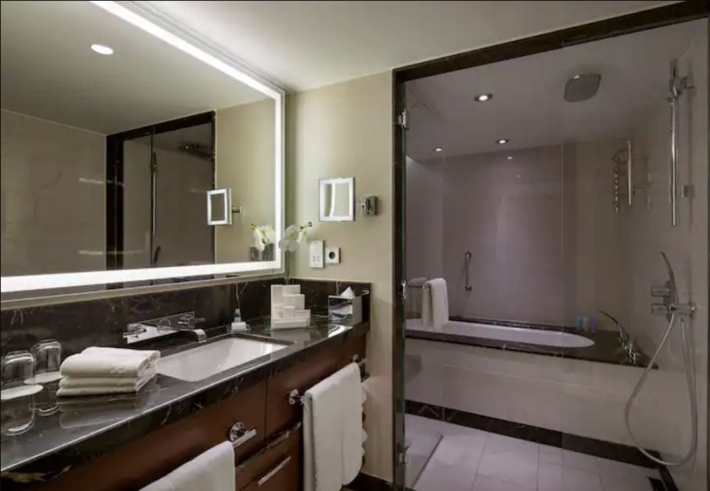 rooms-park-suite-without-balcony