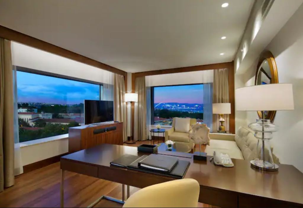 rooms-grand-deluxe-bosphorus-suite