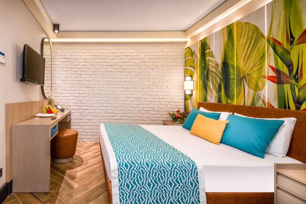 rooms-middle-yard-quadro-room