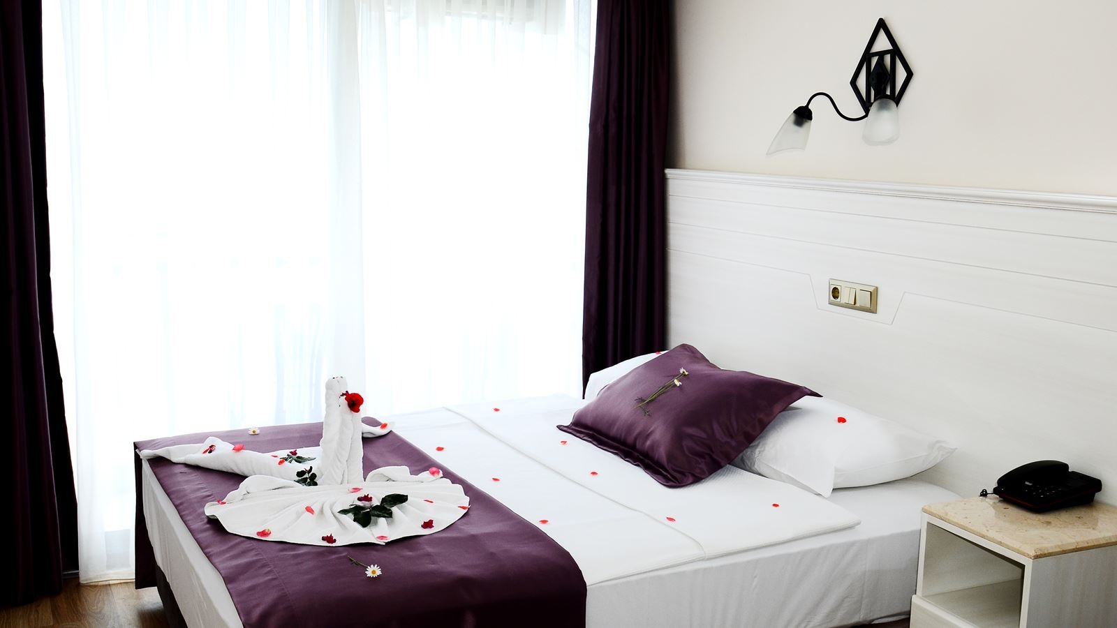 rooms-room-standard-seaview-balcony-or-terrace