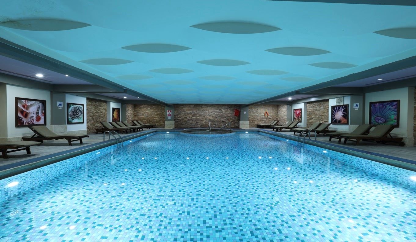 pools-indoor-pool