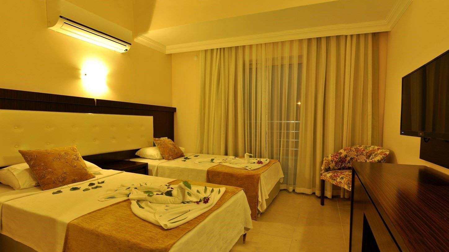 rooms-family-room
