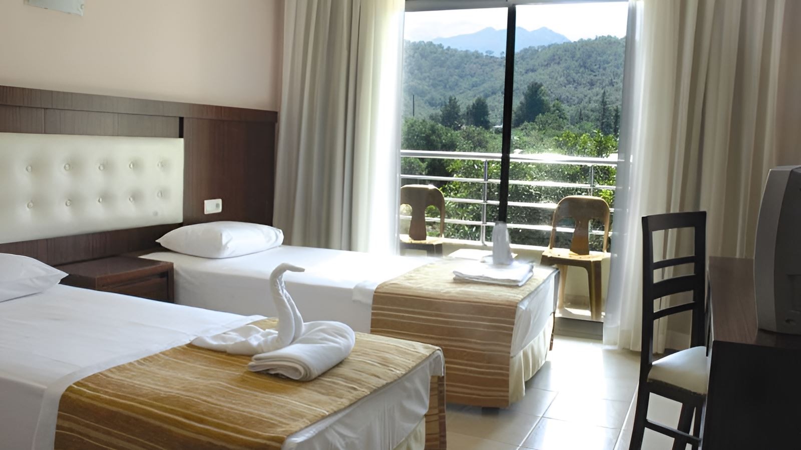 rooms-standard-room