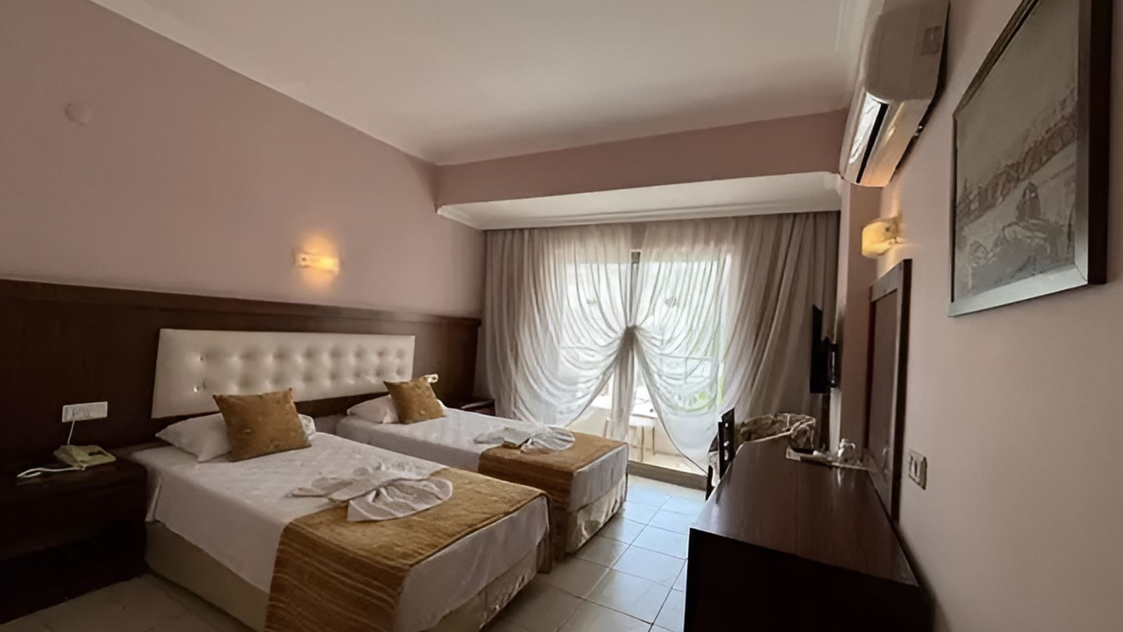 rooms-family-room
