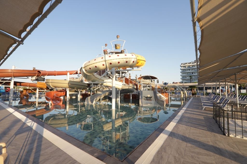 water-park-water-park