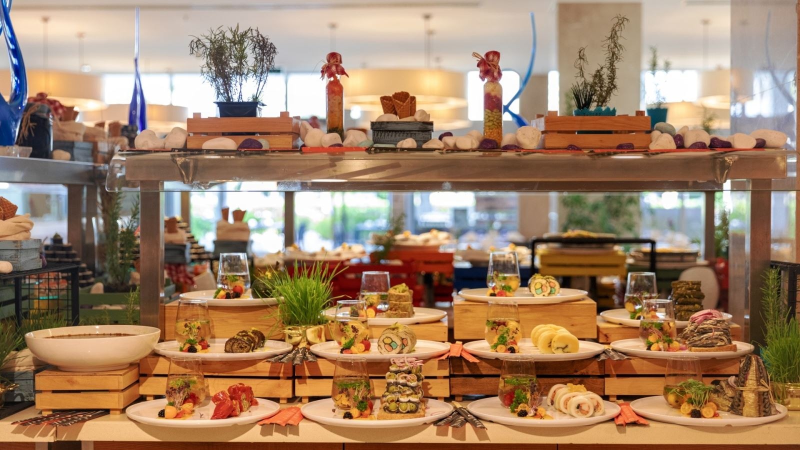 restaurants-crystal-restaurant