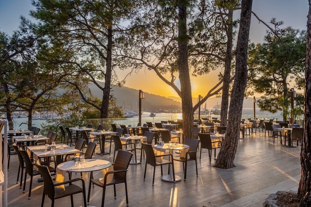 restaurants-meydan-main-restaurant