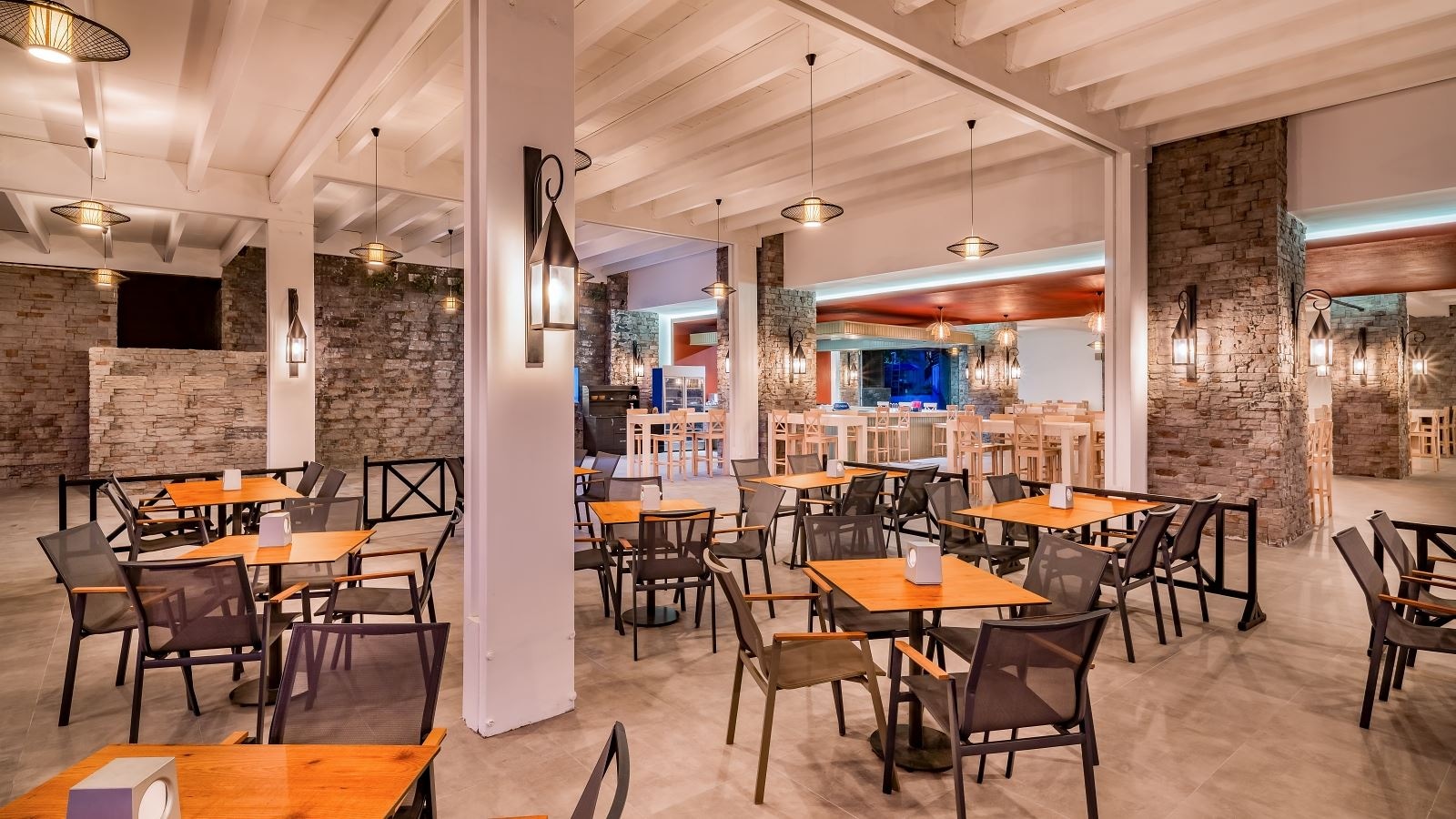 restaurants-main-restaurant