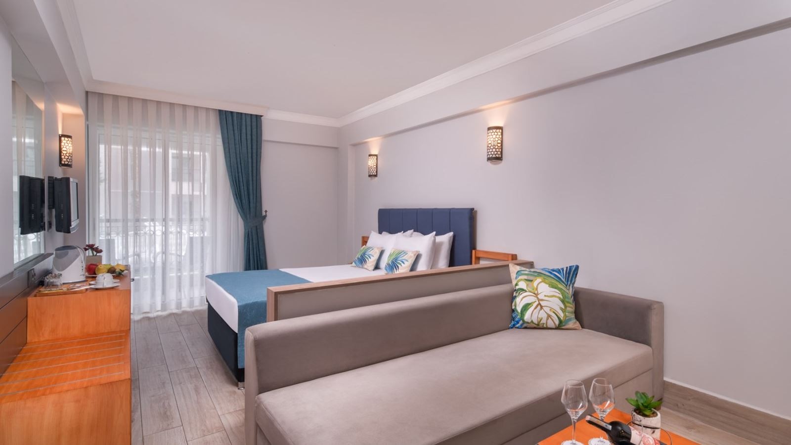 rooms-garden-large-room