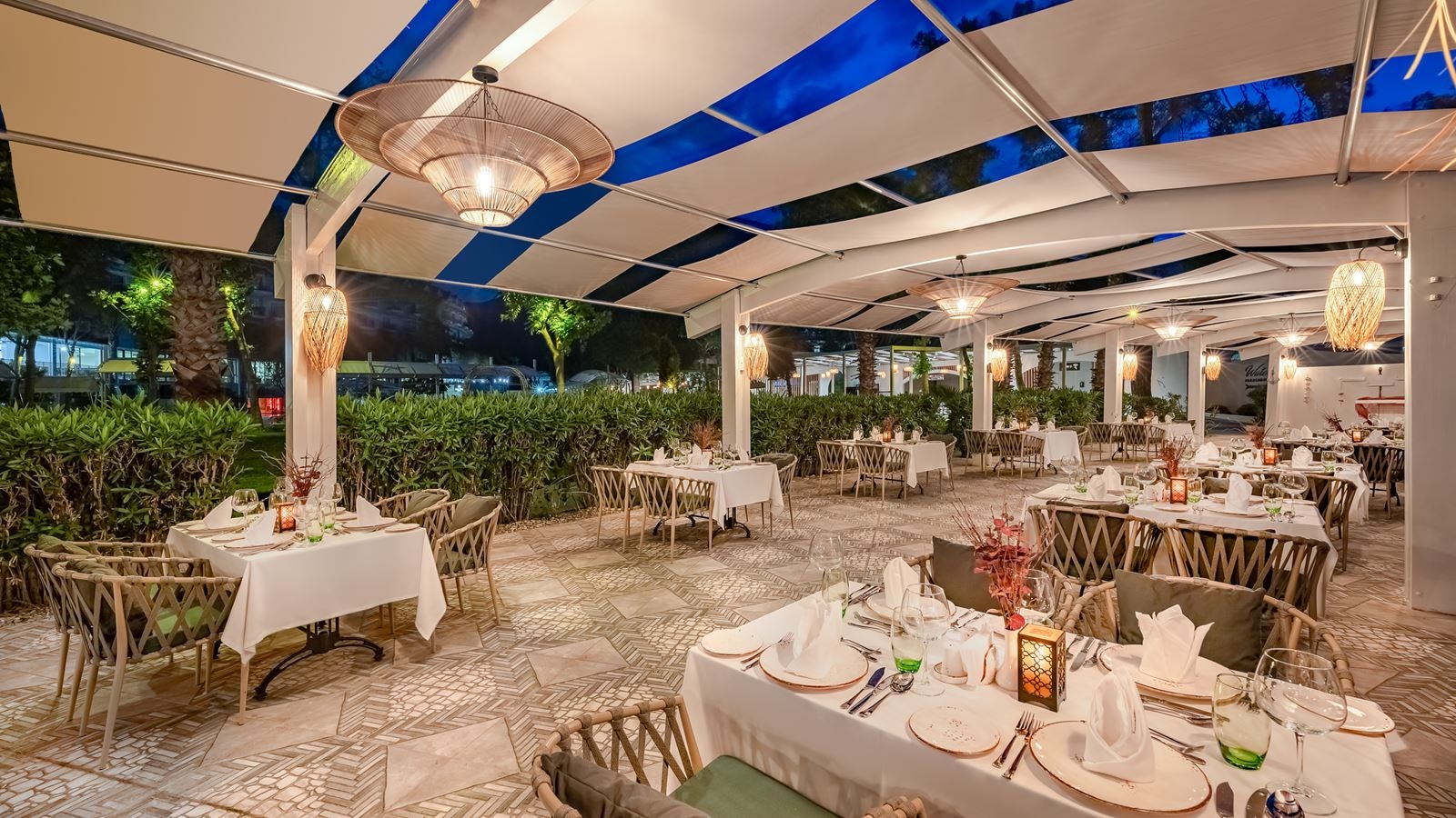 restaurants-sea-side-sea-products