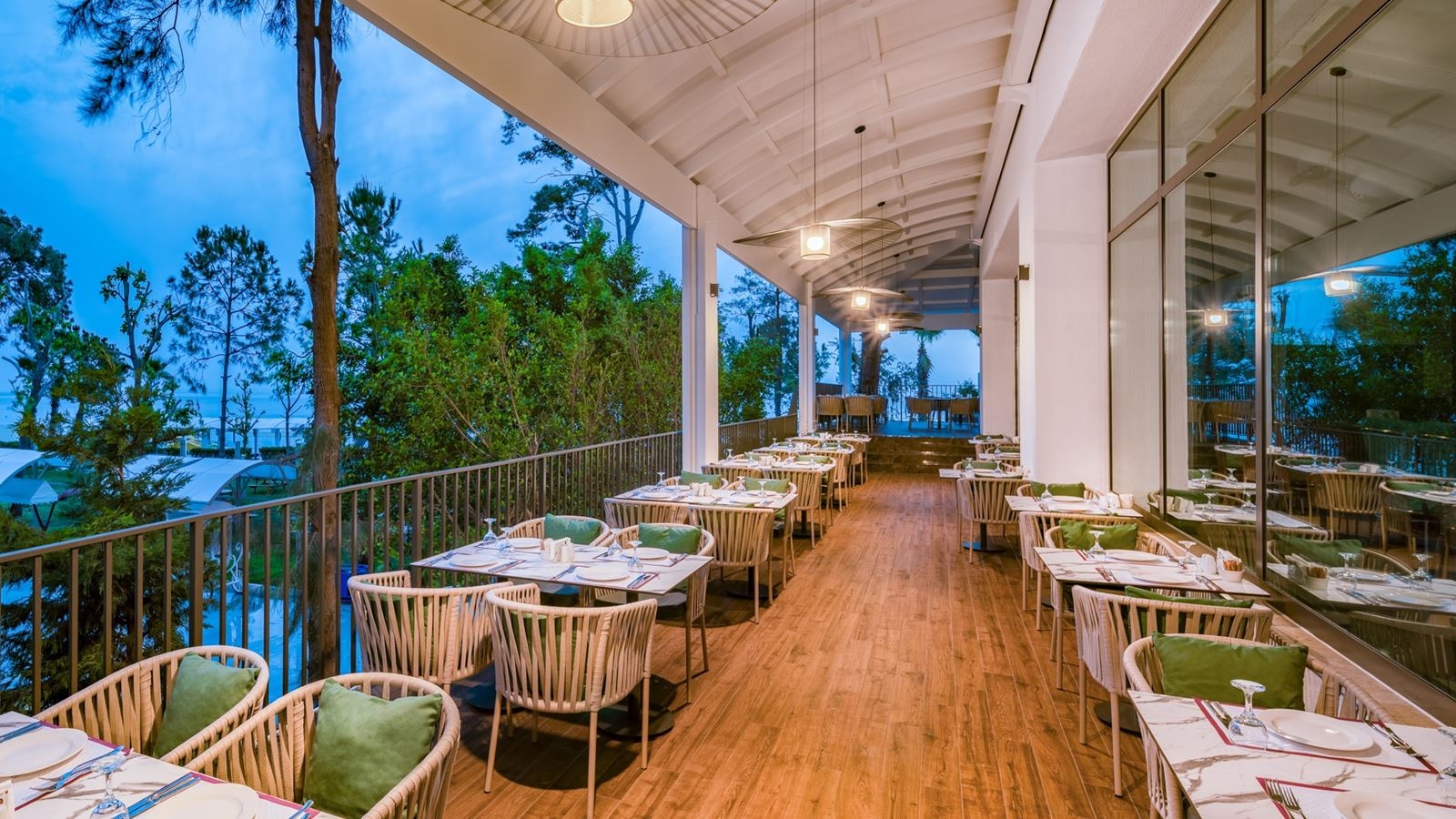 restaurants-main-restaurant