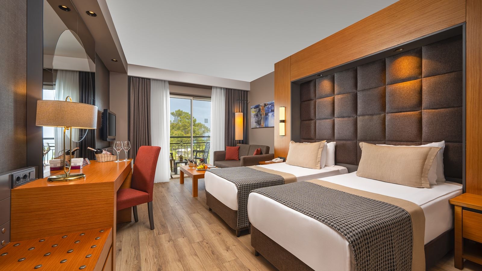 rooms-hotel-side-sea-view-room