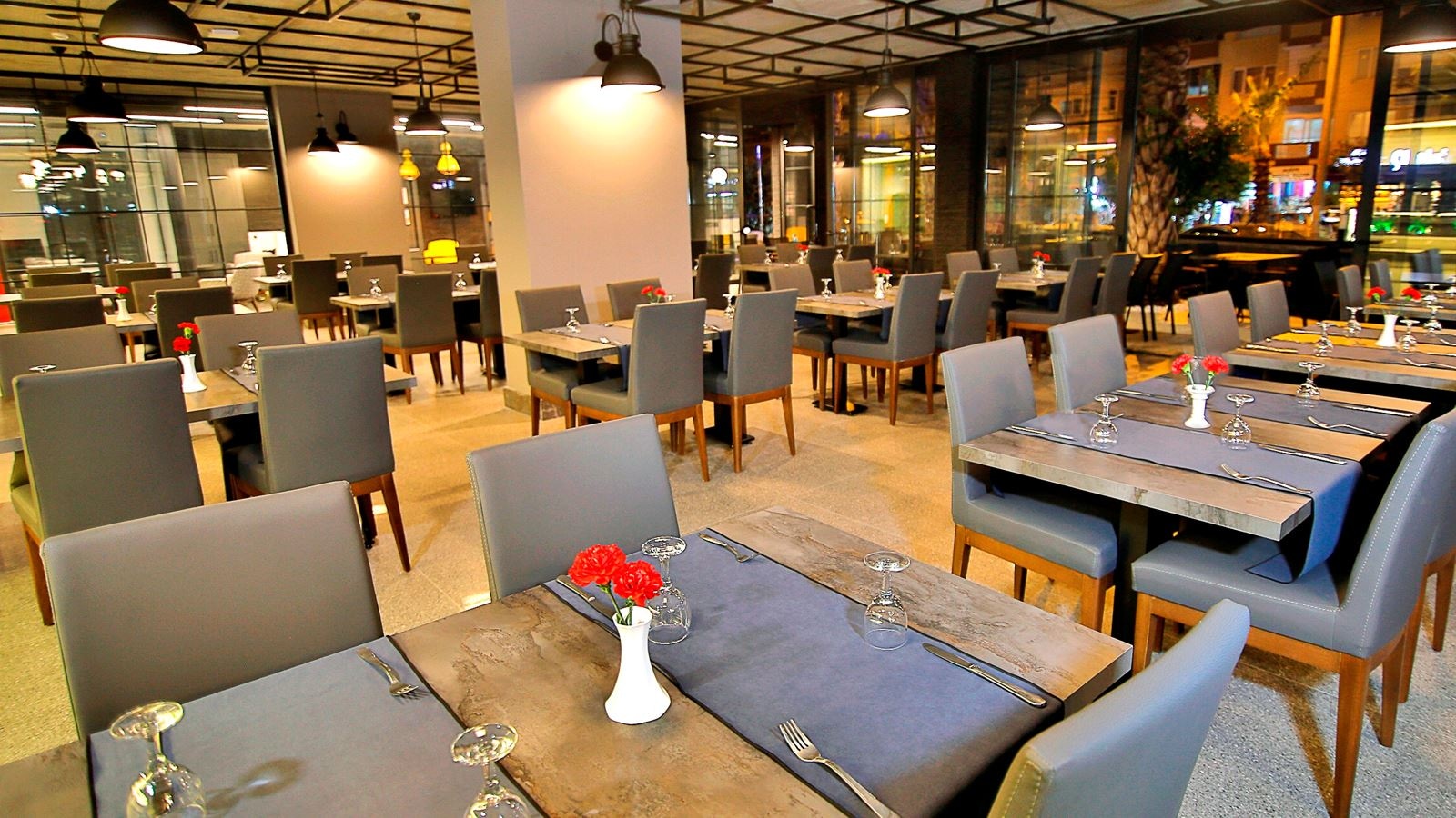 restaurants-main-restaurant