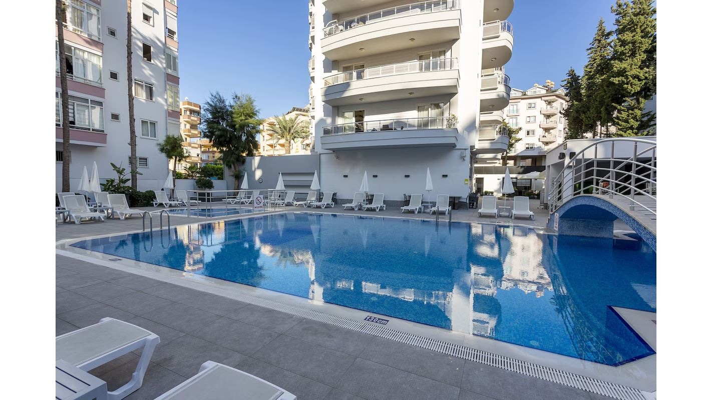 pools-outdoor-pool