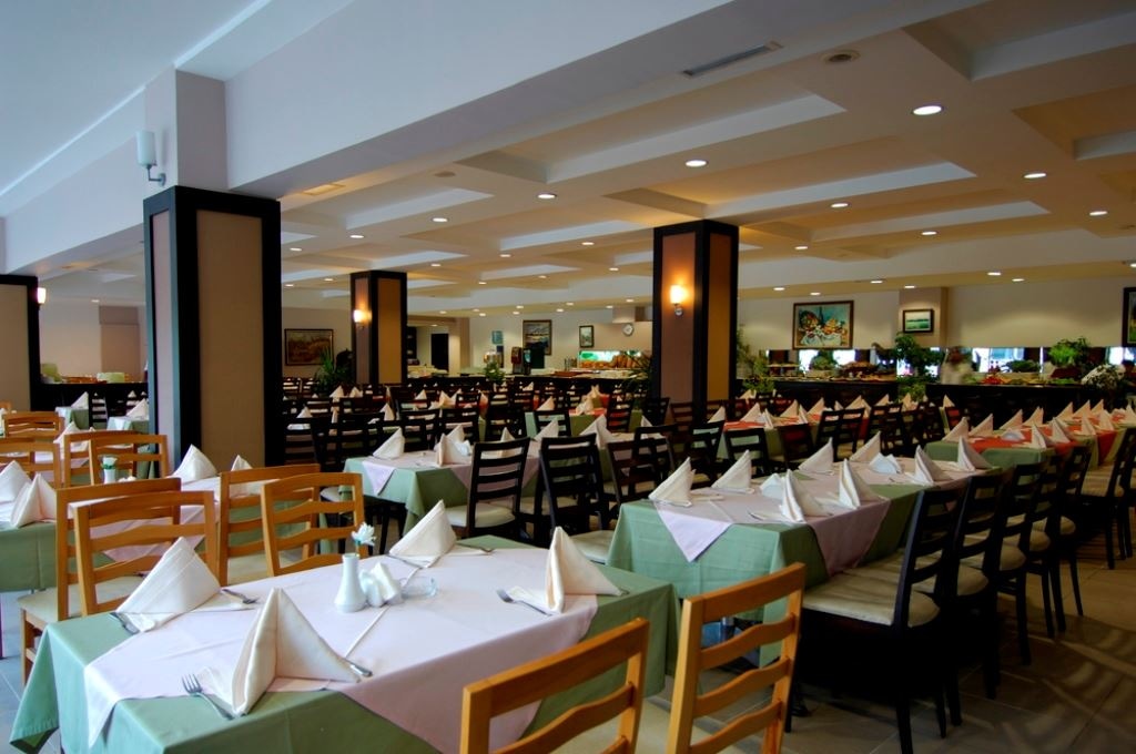 restaurants-main-restaurant