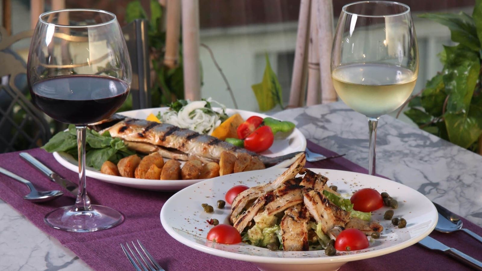 restaurants-skalion-restaurant-with-sea-view