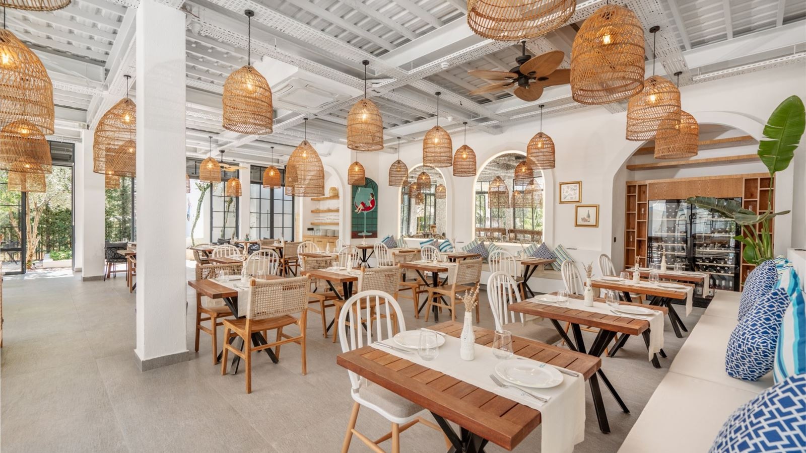 restaurants-xanthos-restaurant