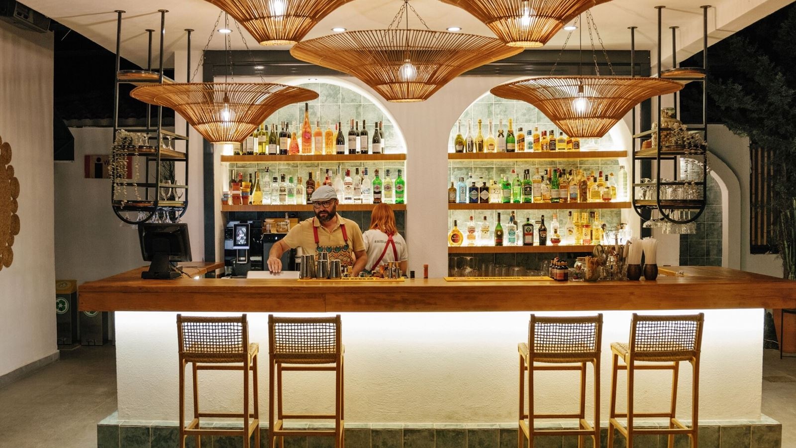 bars-xanthos-bar