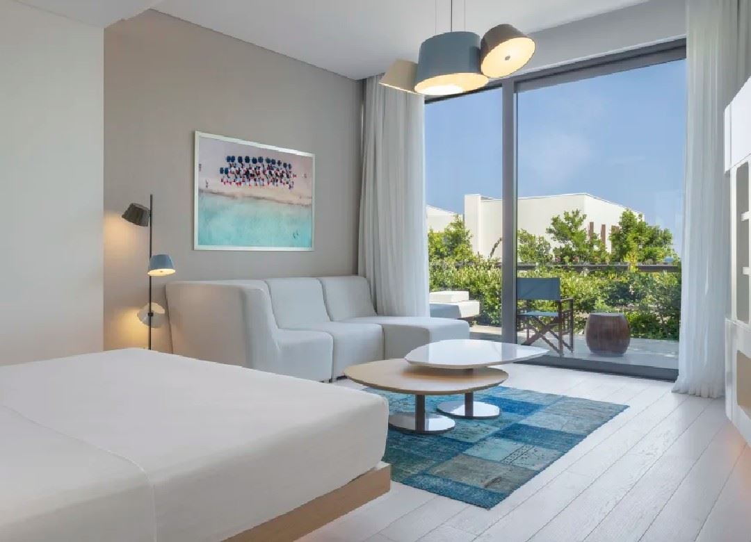 rooms-king-junior-suite-with-pool