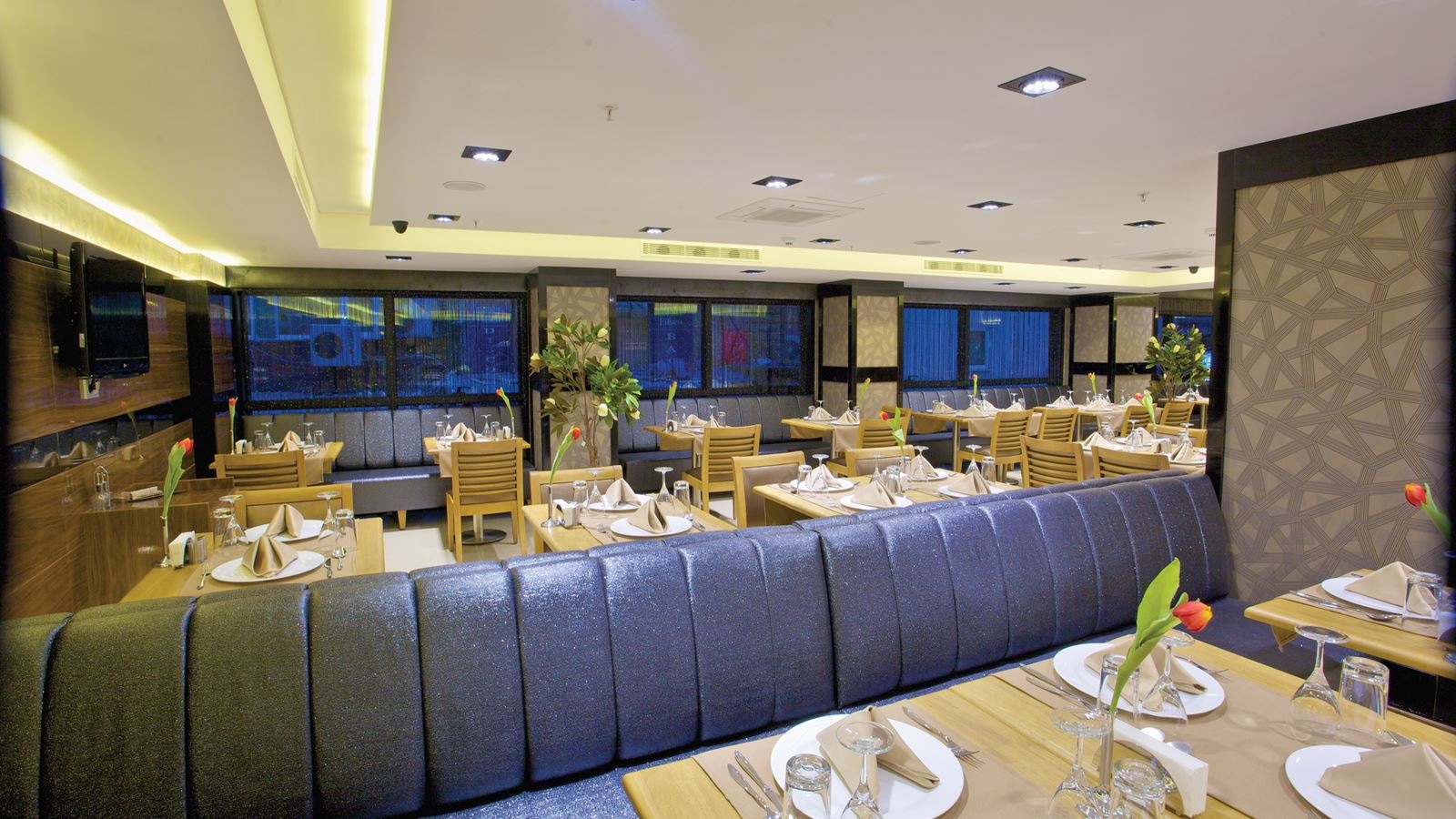 restaurants-restaurants