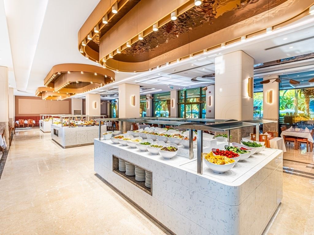 restaurants-aqua-hall