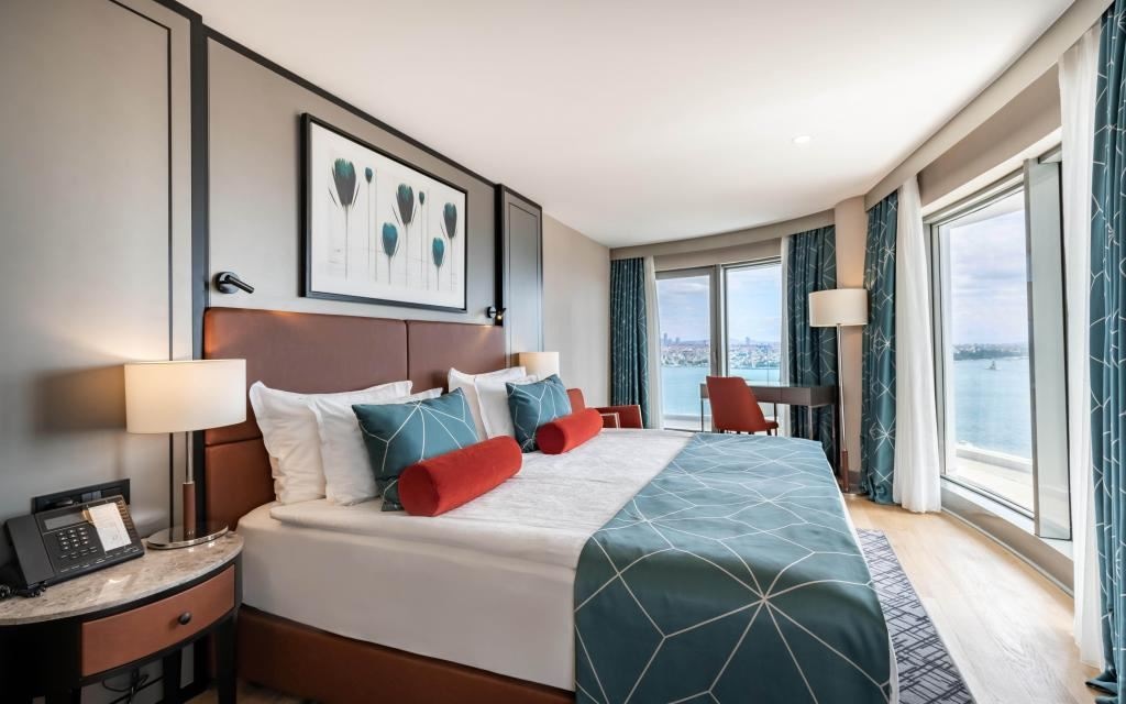 rooms-deluxe-full-bosphorus-view-room
