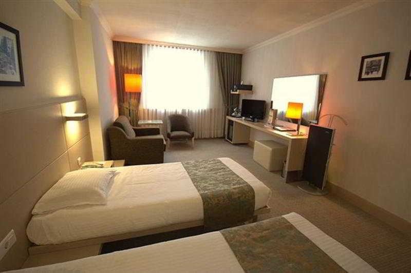 rooms-triple-standard