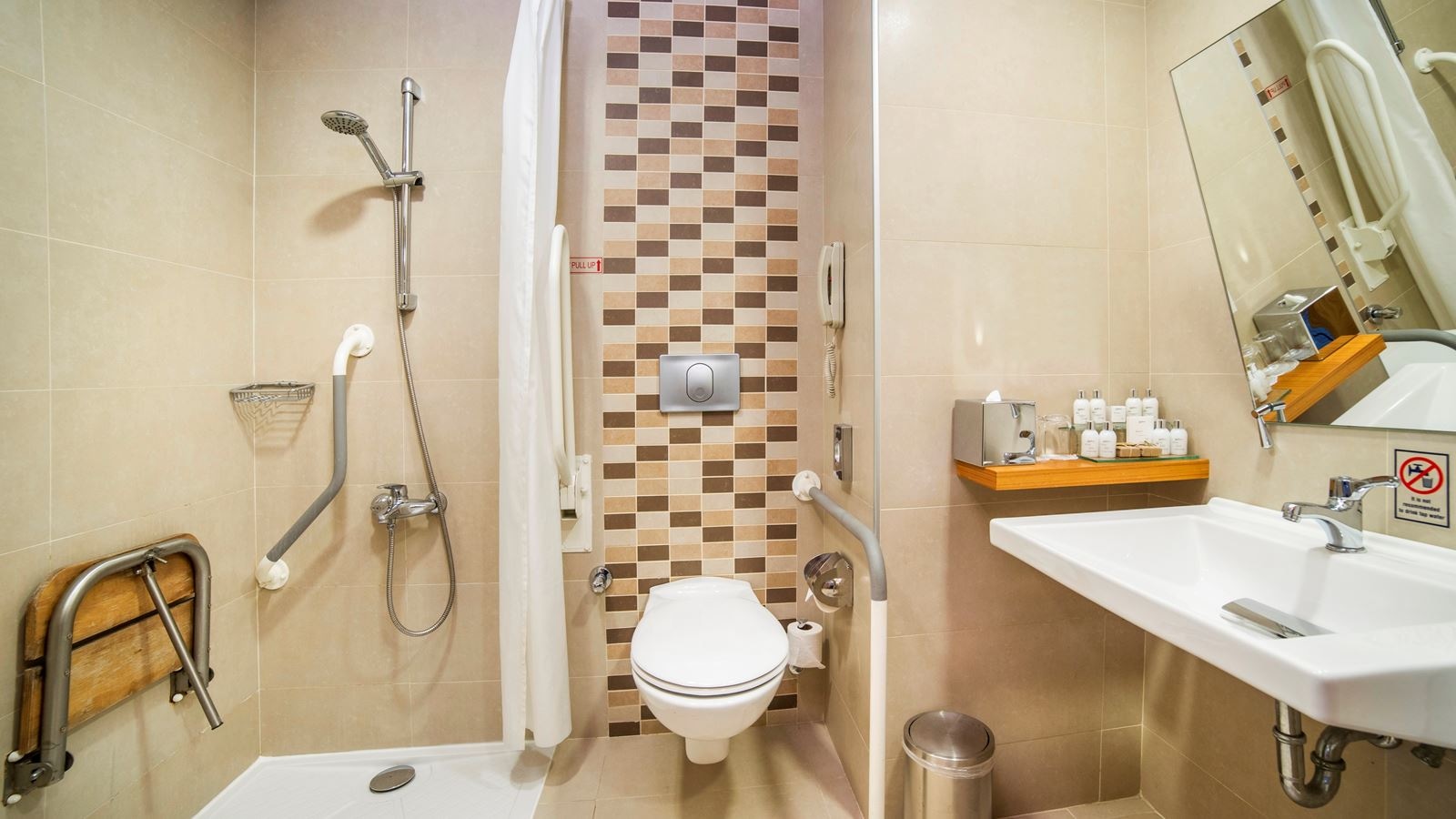 rooms-standard-room