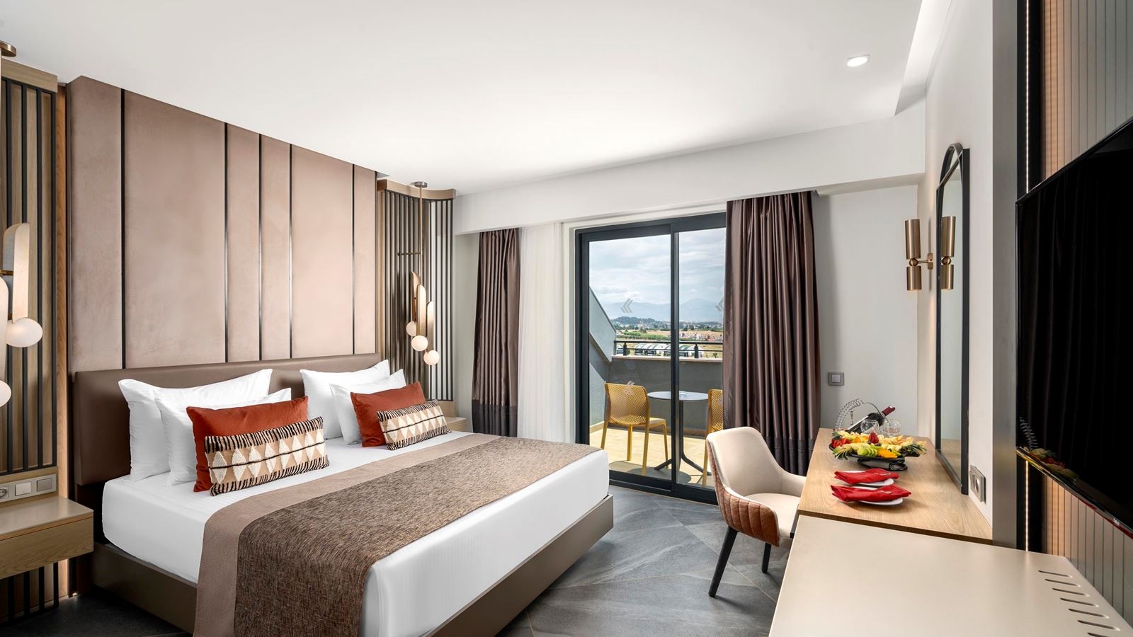 rooms-family-room-sea-view-2-bedrooms