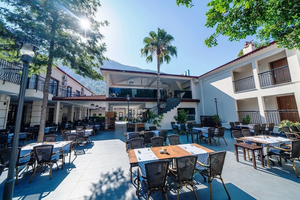 restaurants-liberty-main-restaurant