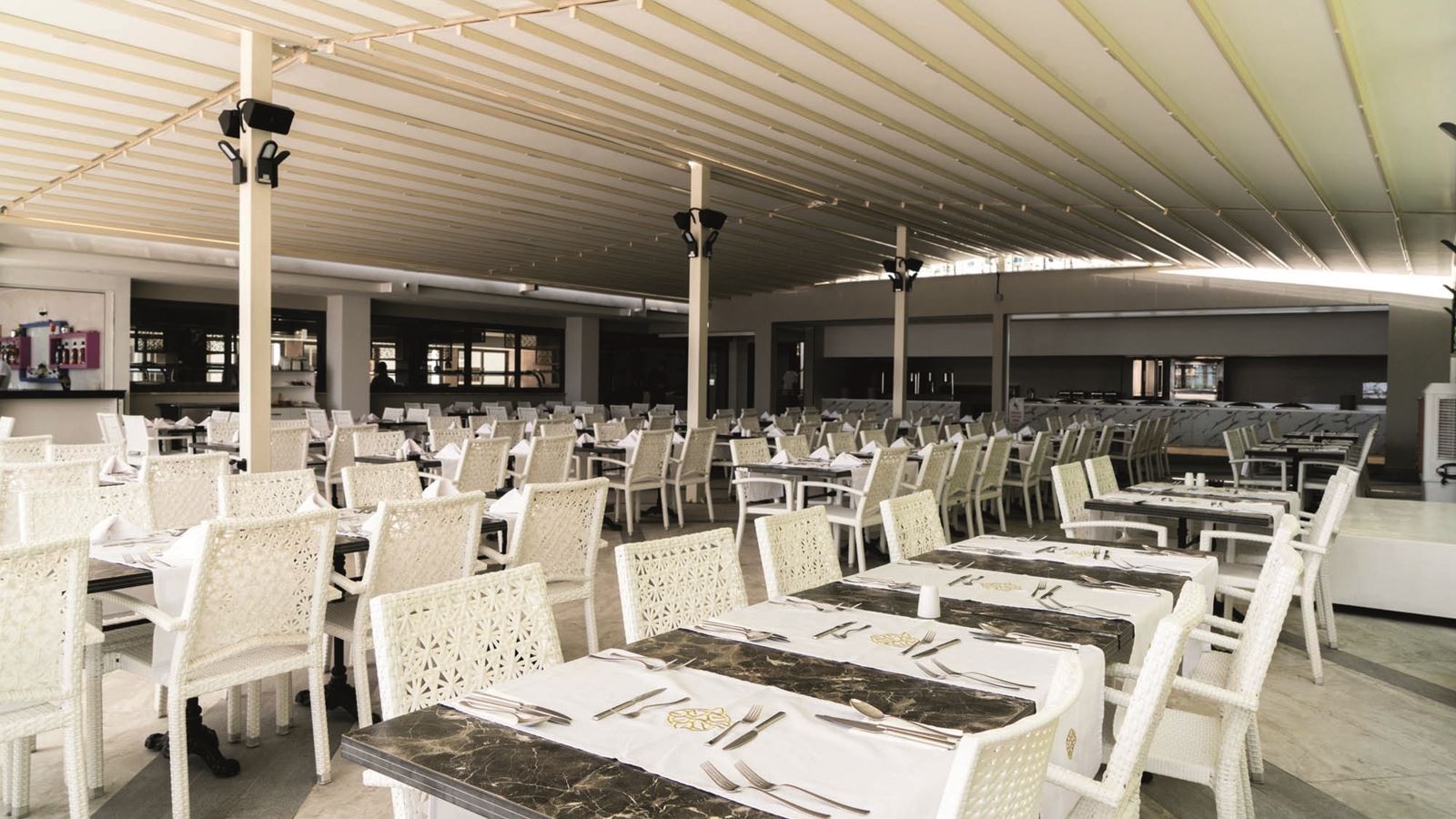 restaurants-main-restaurant