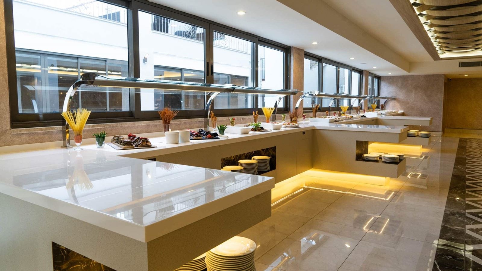 restaurants-main-restaurant