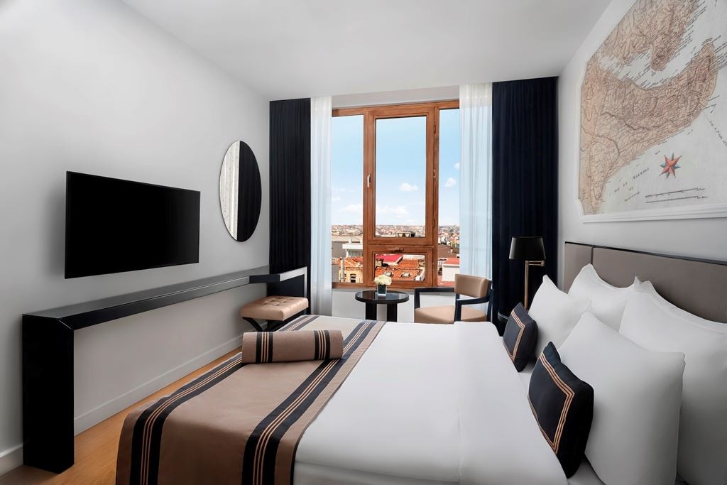 rooms-superior-double-room-queen-bed