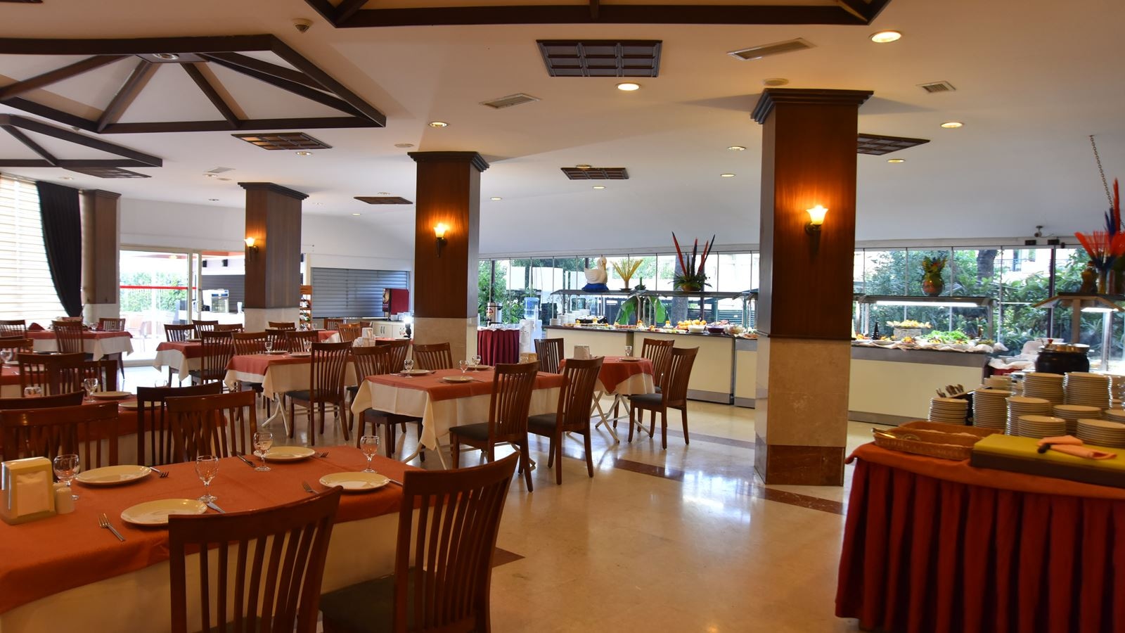 restaurants-main-restaurant