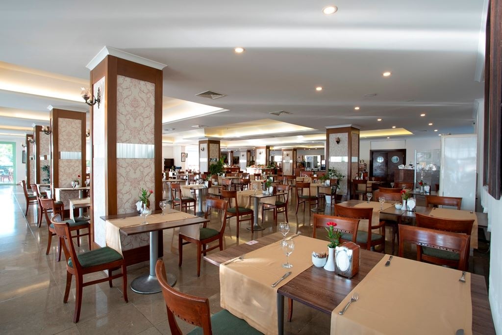 restaurants-main-restaurant