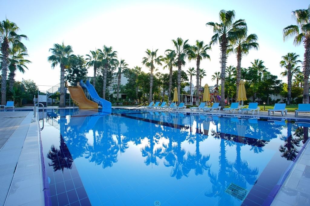 water-park-water-park