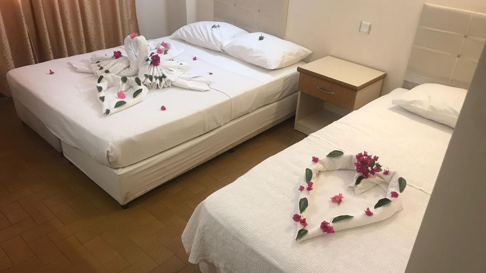 rooms-standart-hotel-room