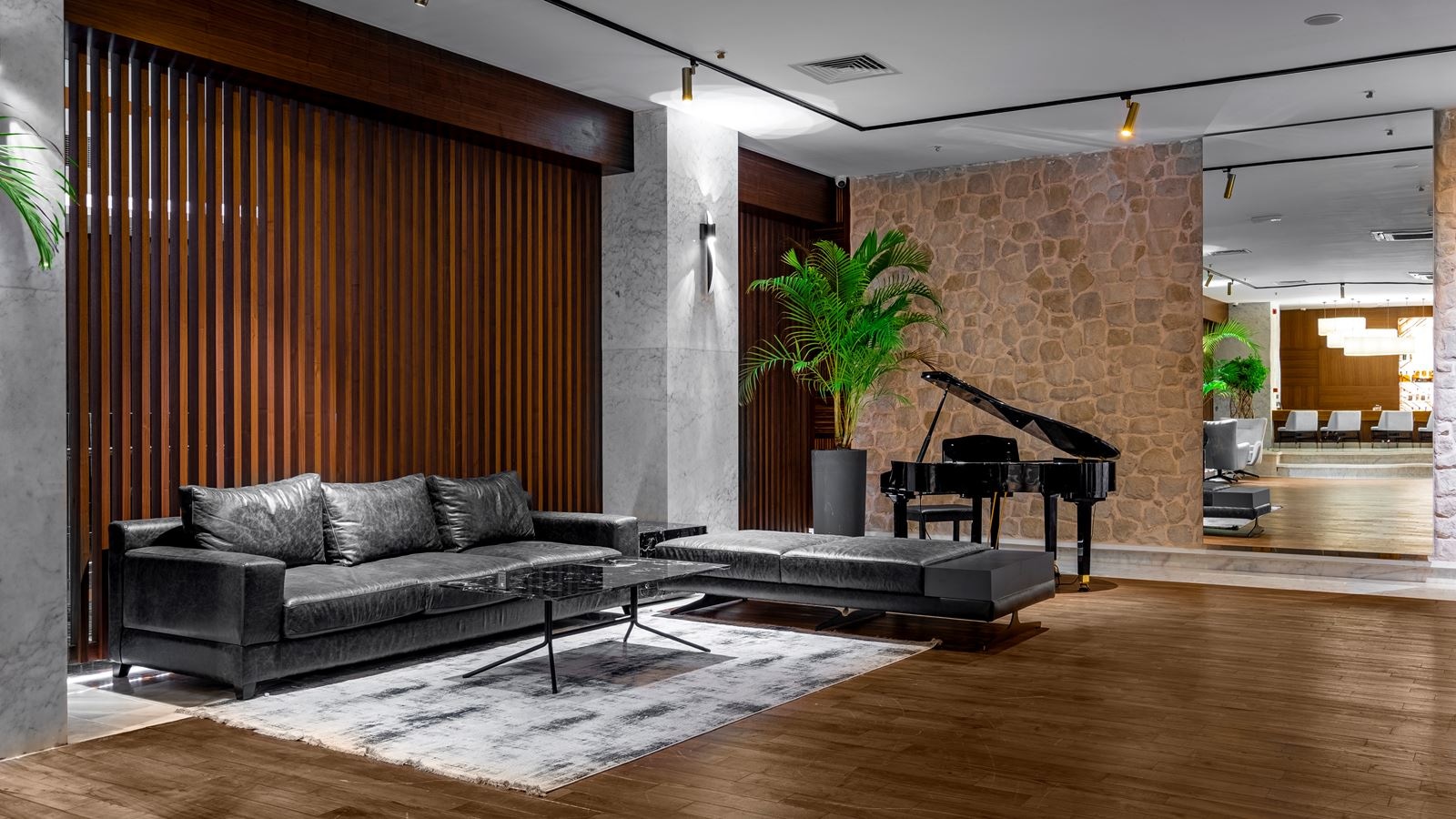 bars-cetrus-bar--lobby-bar