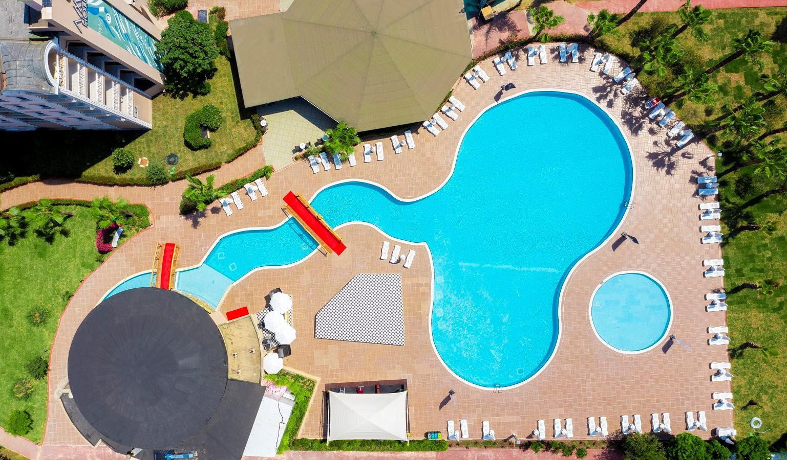 pools-outdoor-pool