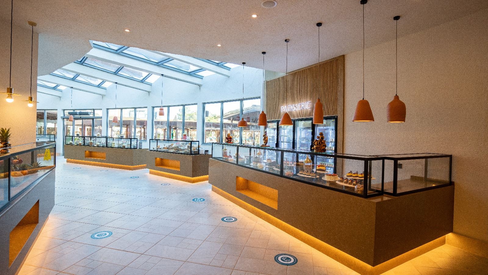 restaurants-myra-main-restaurant