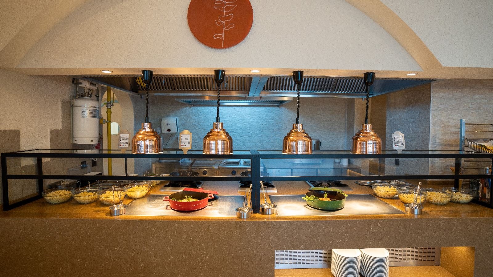 restaurants-myra-main-restaurant